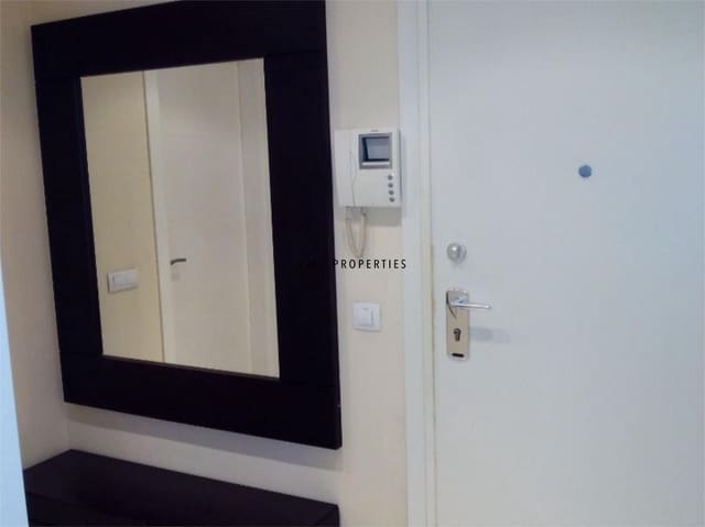 2 makuuhuone Asunto vuokrattavana paikassa Valencia kaupunki mukana 
autotalli - 1 400 € (Ref: 9453416)