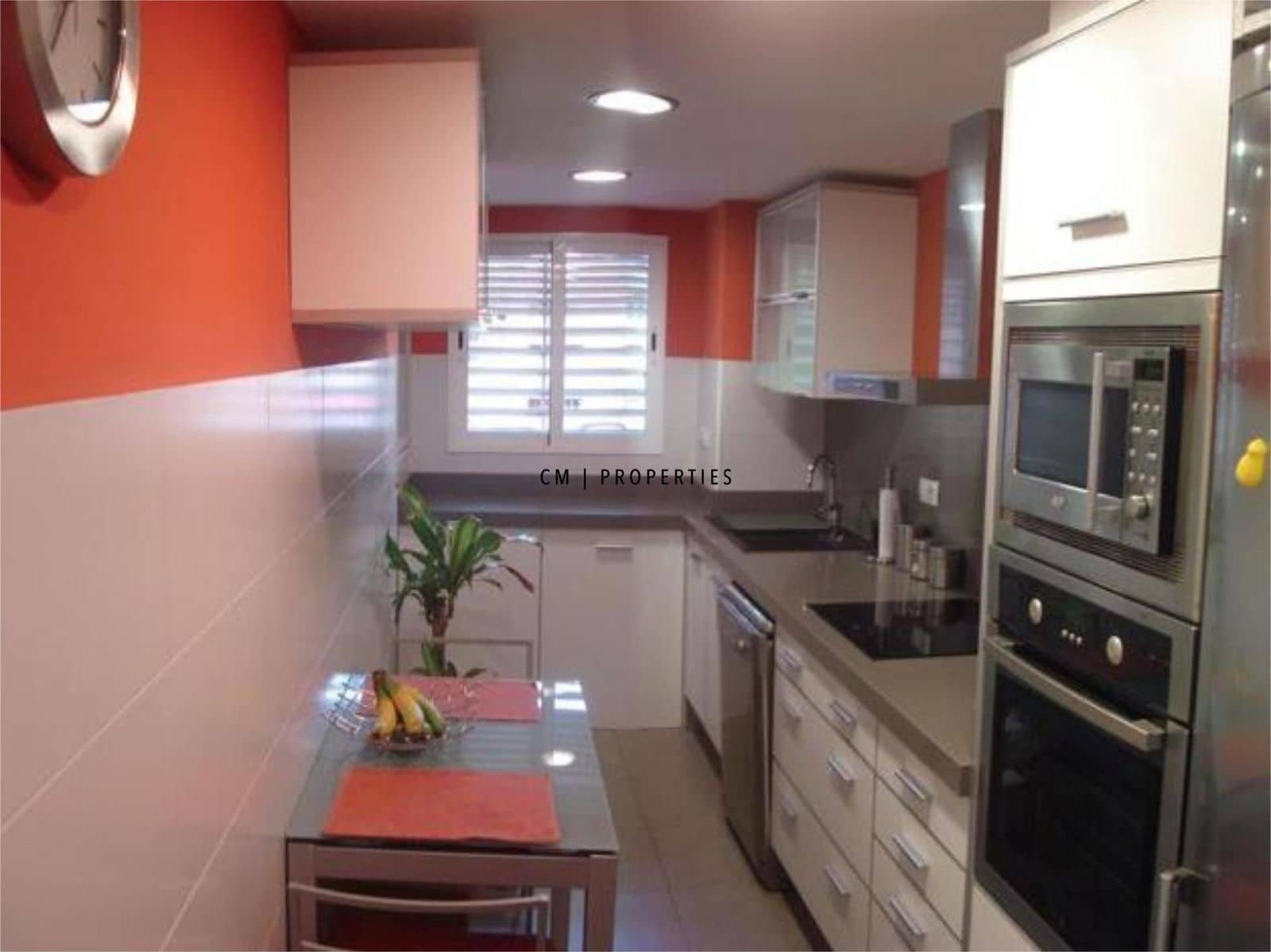 2 makuuhuone Asunto vuokrattavana paikassa Valencia kaupunki mukana 
autotalli - 1 400 € (Ref: 9453416)