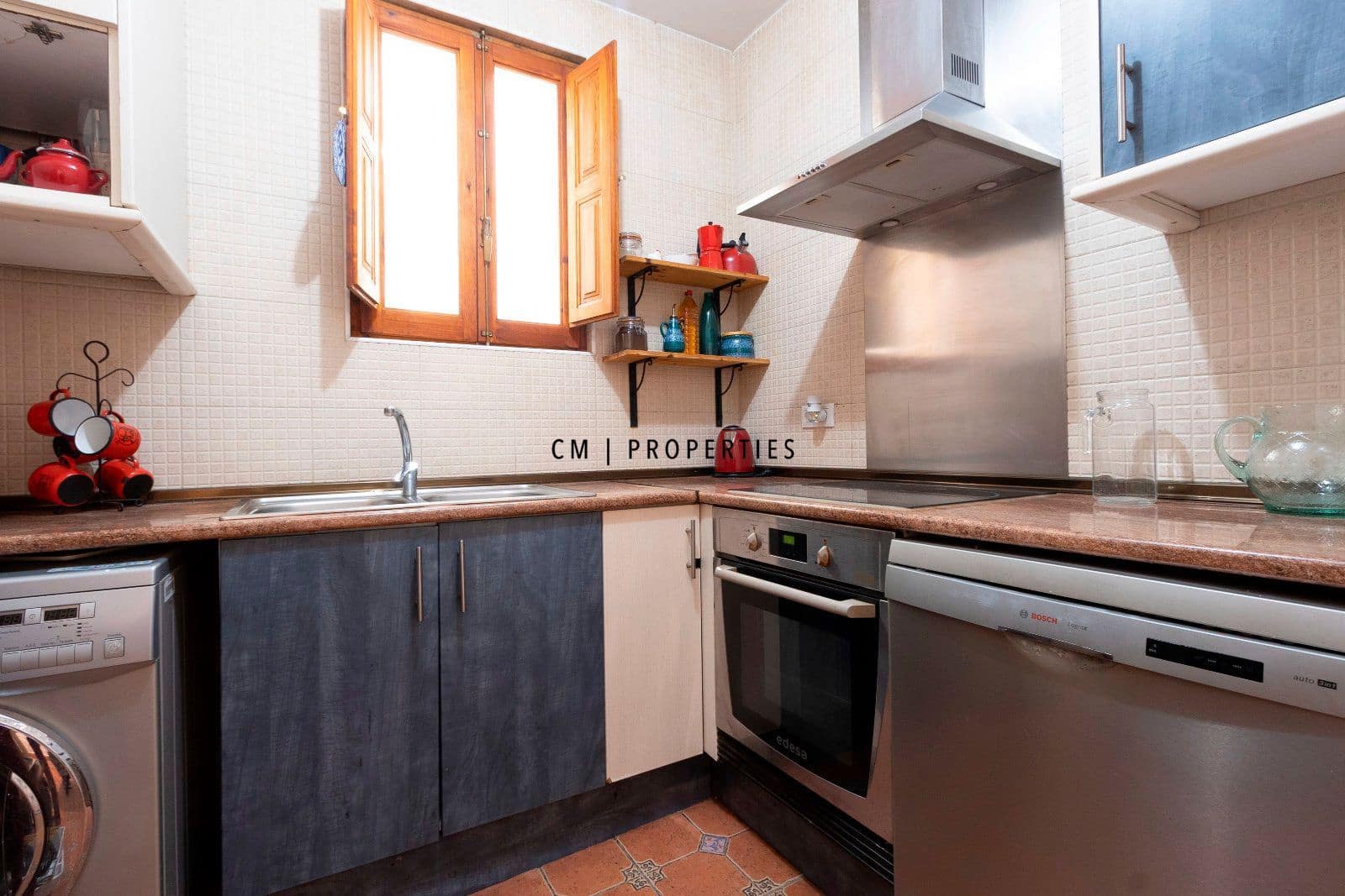 3 makuuhuone Asunto myytävänä paikassa Valencia kaupunki - 339 000 € (Ref: 9453636)