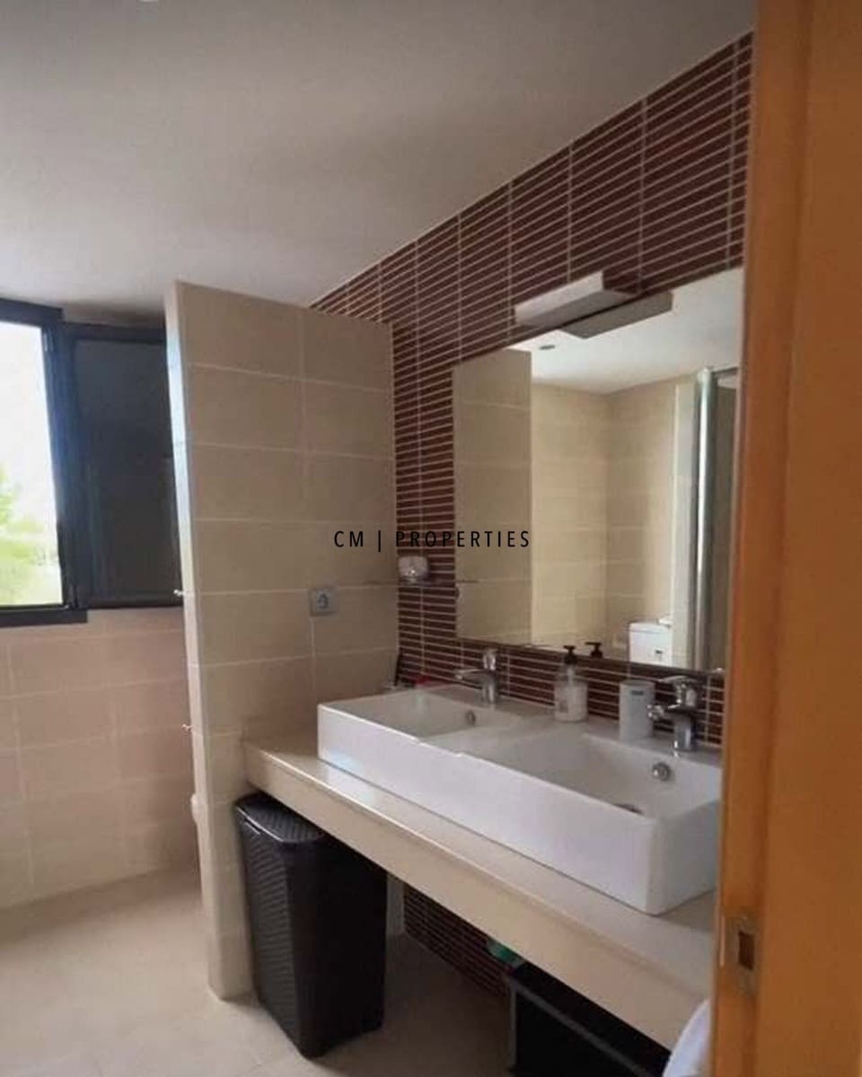 4 makuuhuone Huvila myytävänä paikassa San Antonio de Benageber mukana uima-altaan - 750 000 € (Ref: 9455713)