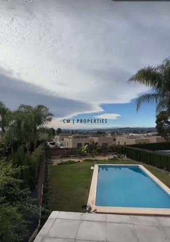 4 slaapkamer Villa te koop in San Antonio de Benagéber met zwembad - € 750.000 (Ref: 9455713)