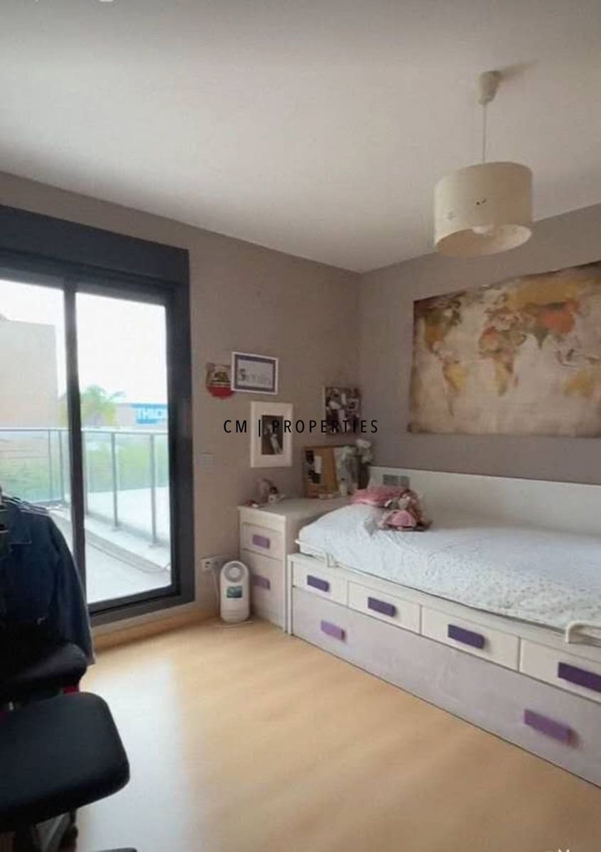 4 makuuhuone Huvila myytävänä paikassa San Antonio de Benageber mukana uima-altaan - 750 000 € (Ref: 9455713)