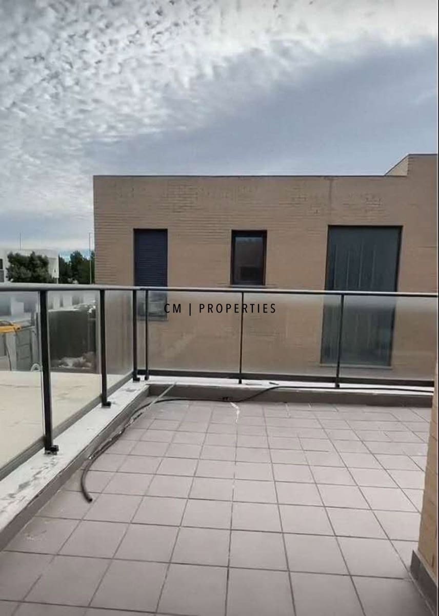 4 makuuhuone Huvila myytävänä paikassa San Antonio de Benageber mukana uima-altaan - 750 000 € (Ref: 9455713)