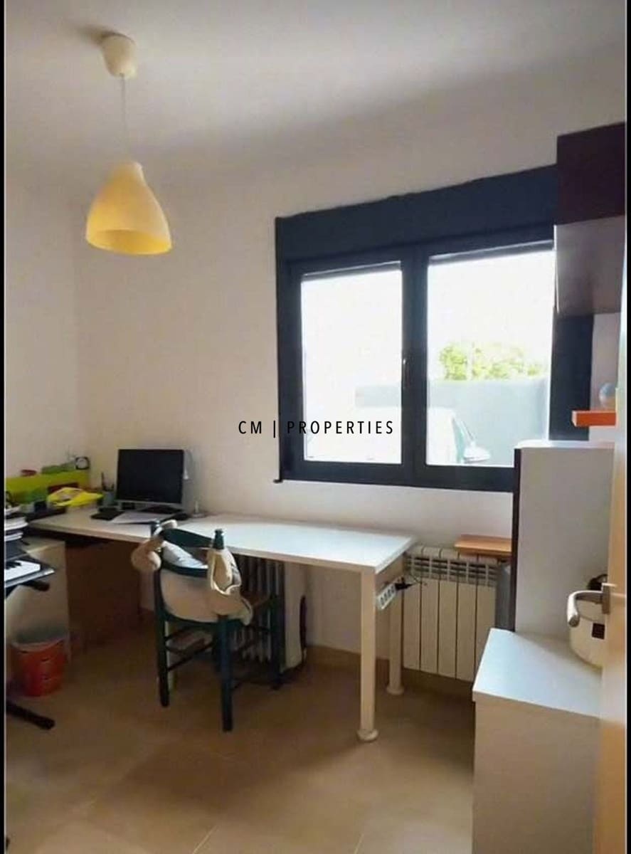 4 makuuhuone Huvila myytävänä paikassa San Antonio de Benageber mukana uima-altaan - 750 000 € (Ref: 9455713)