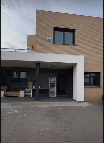 4 slaapkamer Villa te koop in San Antonio de Benagéber met zwembad - € 750.000 (Ref: 9455713)