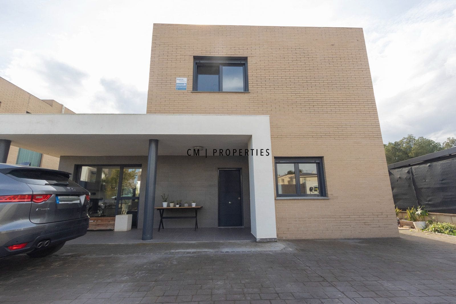 4 bedroom Villa for sale in San Antonio de Benageber with pool - € 750,000 (Ref: 9455713)