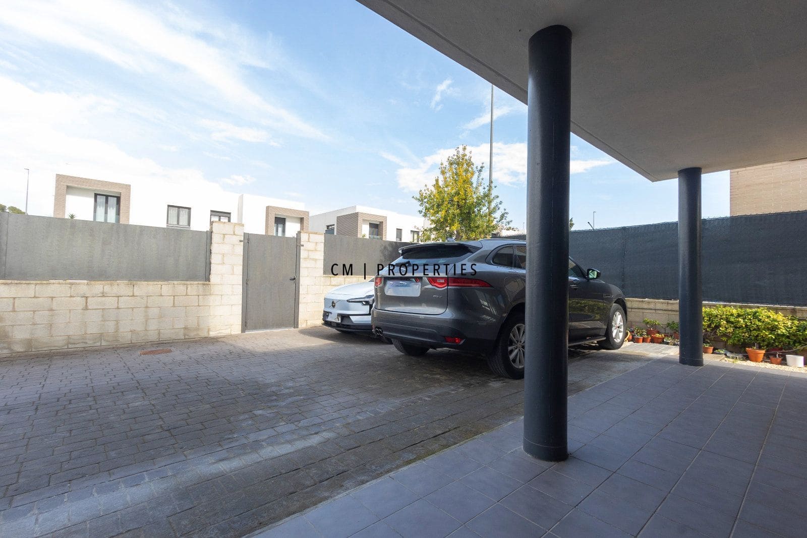 4 bedroom Villa for sale in San Antonio de Benageber with pool - € 750,000 (Ref: 9455713)