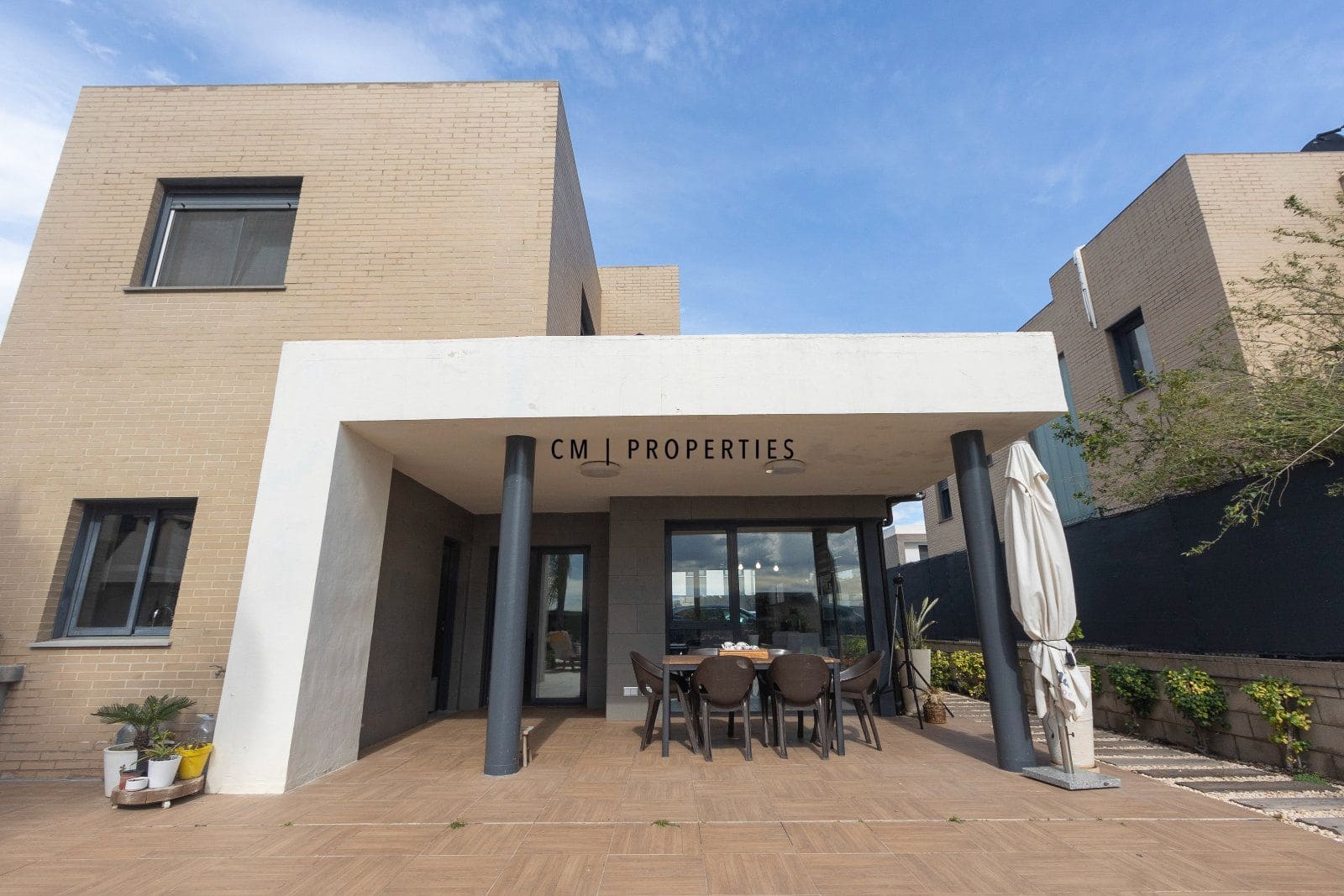 4 bedroom Villa for sale in San Antonio de Benageber with pool - € 750,000 (Ref: 9455713)