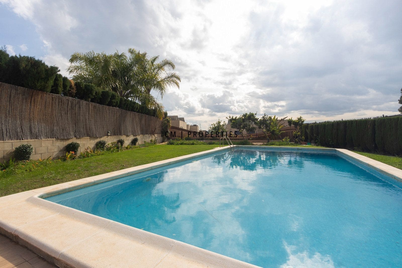4 bedroom Villa for sale in San Antonio de Benageber with pool - € 750,000 (Ref: 9455713)
