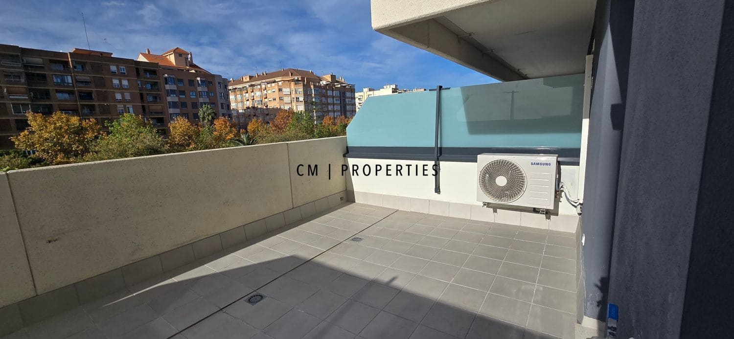 Bureau à louer à Valence ville avec garage - 1 100 € (Ref: 9460701)