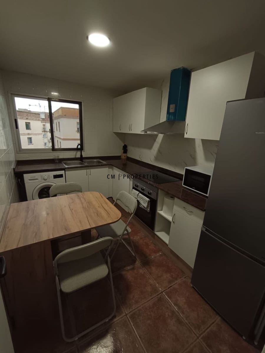 3 camera da letto Appartamento da affittare in Valencia citta - 1.250 € (Rif: 9462804)