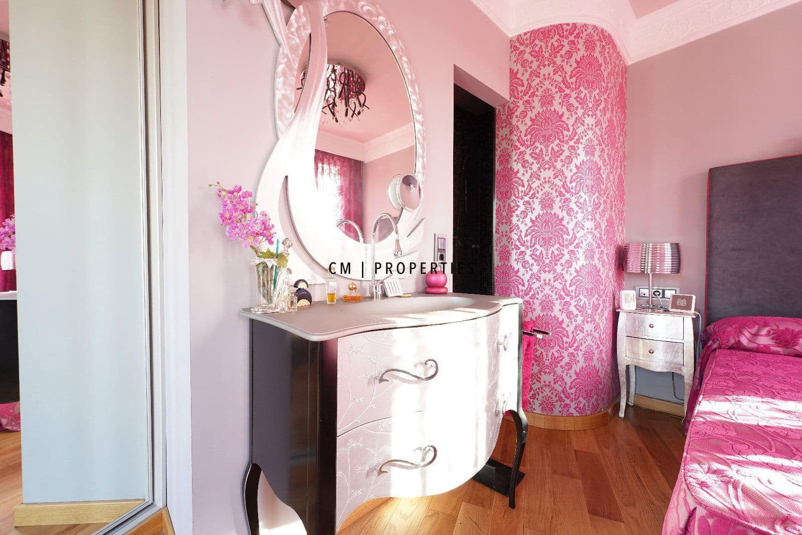 Appartement de 2 chambres à louer à Valence ville - 1 800 € (Ref: 9467778)