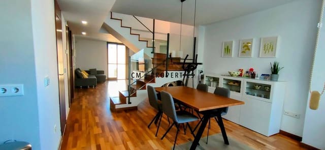 3 Zimmer Wohnung zu vermieten in Rocafort mit Garage - 2.000 € (Ref: 9469991)