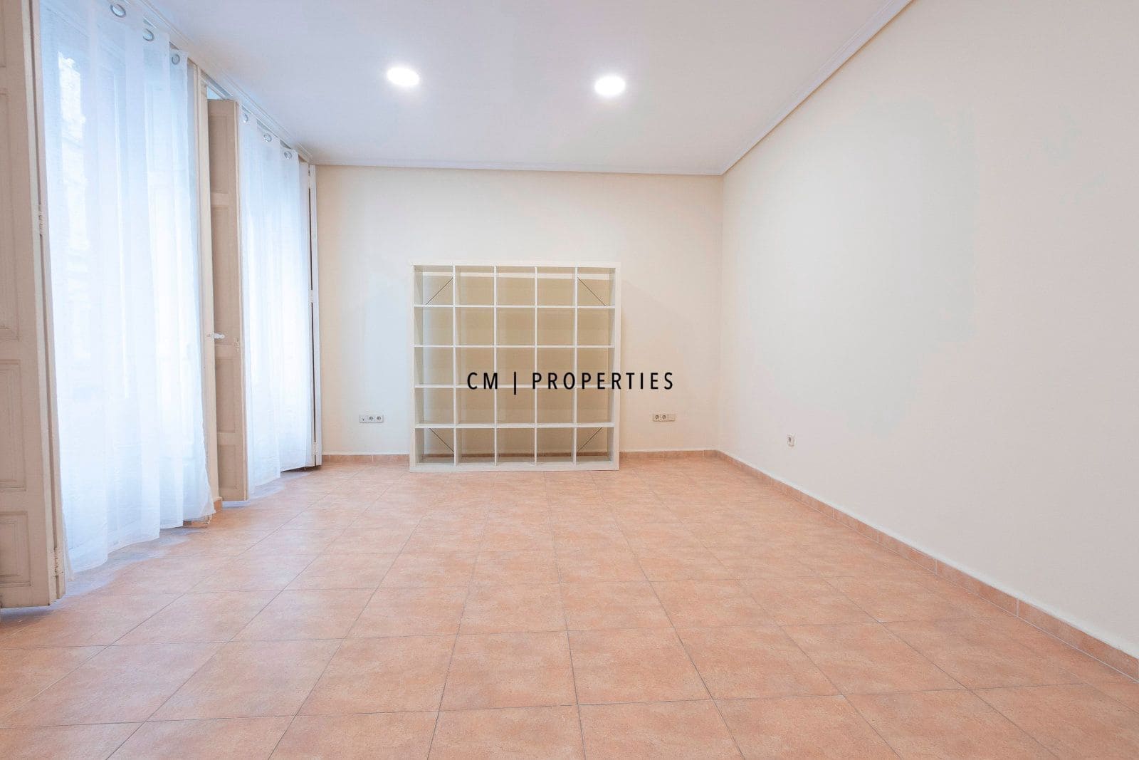 Kontor att hyra i Valencia stad - 1 500 € (Ref: 9469992)