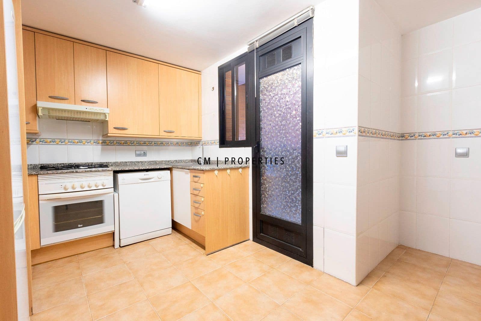 4 makuuhuone Kattohuoneisto vuokrattavana paikassa Valencia kaupunki mukana uima-altaan 
autotalli - 3 000 € (Ref: 9469993)