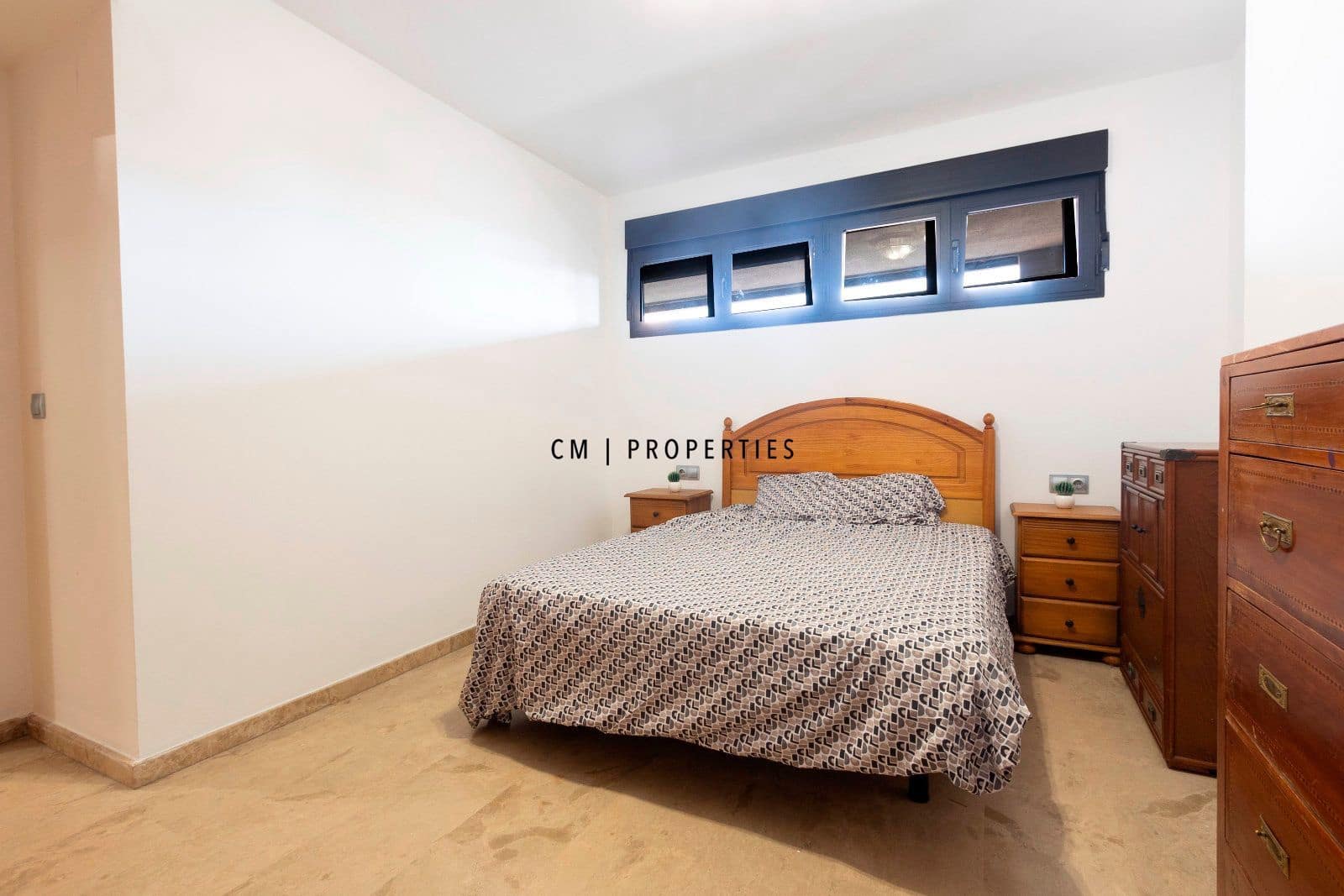 4 soveværelse Lejlighed til salg i Valencia by med swimmingpool garage - € 780.000 (Ref: 9470029)