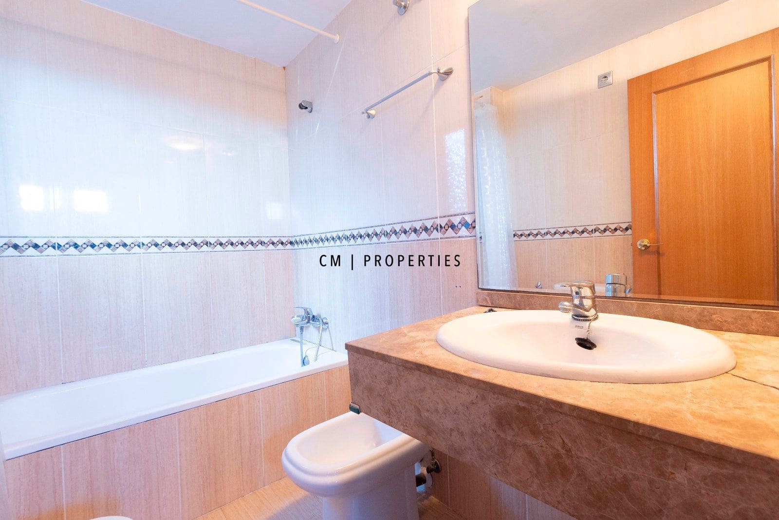 4 soveværelse Lejlighed til salg i Valencia by med swimmingpool garage - € 780.000 (Ref: 9470029)