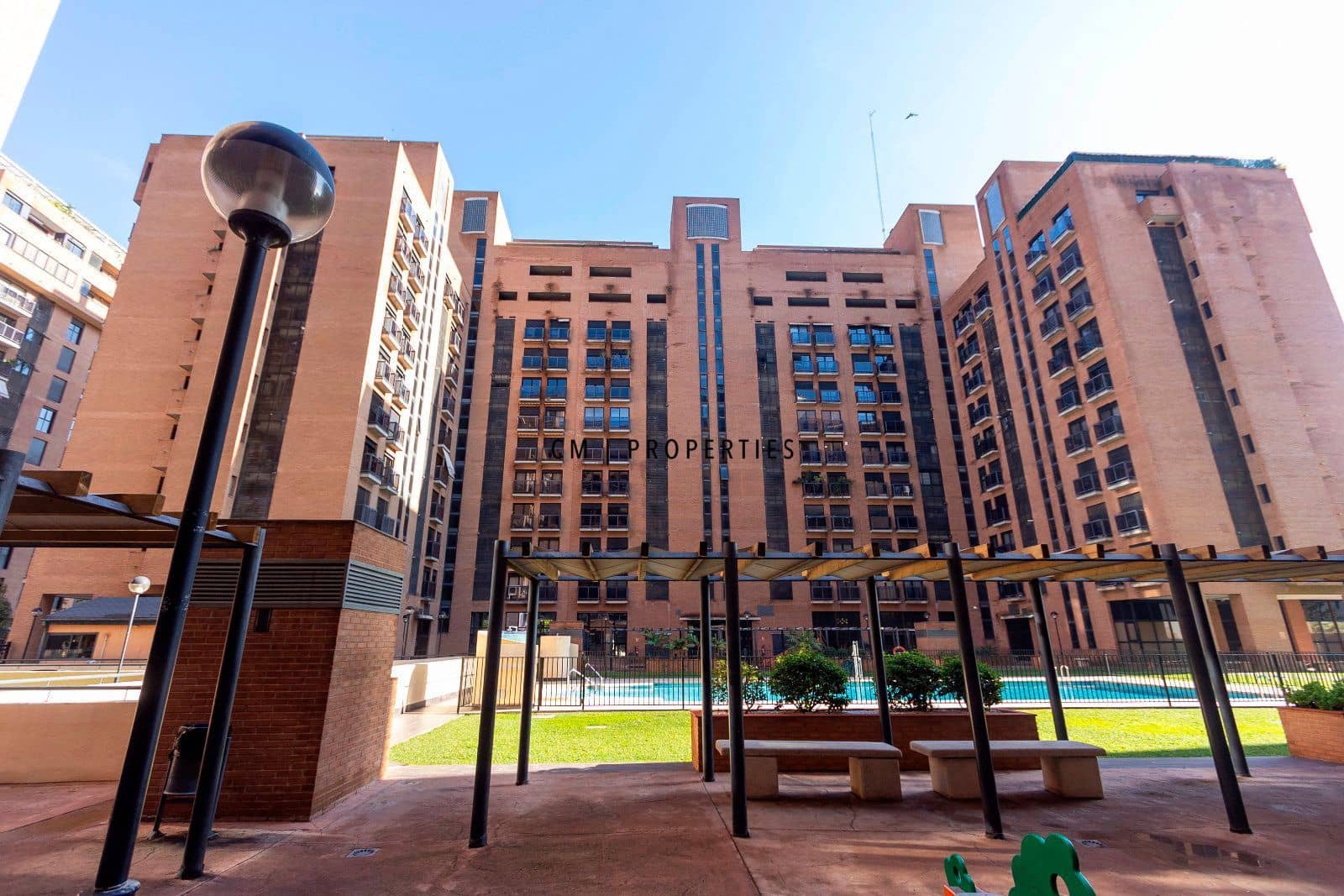 4 soveværelse Lejlighed til salg i Valencia by med swimmingpool garage - € 780.000 (Ref: 9470029)