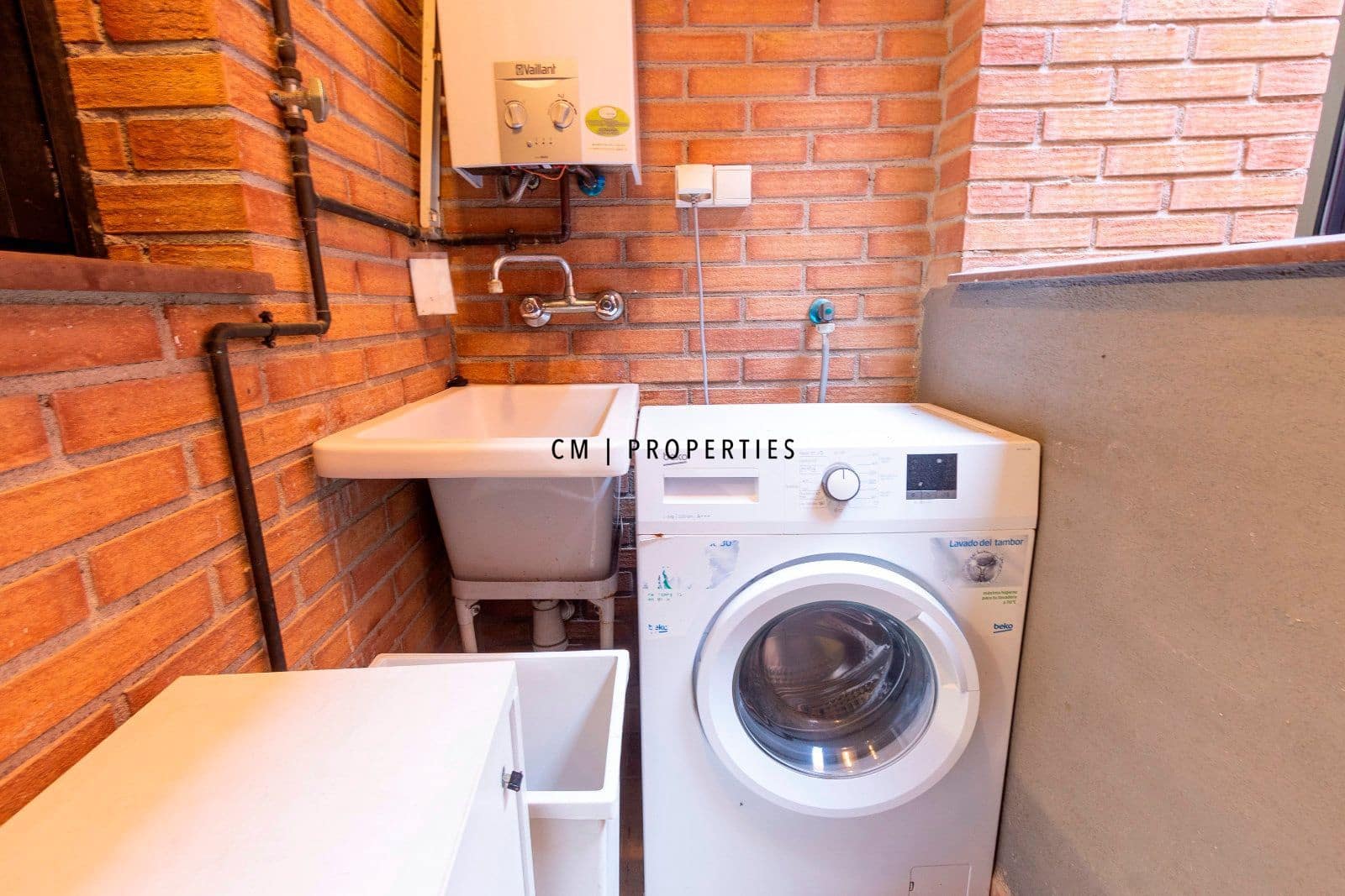 4 soveværelse Lejlighed til salg i Valencia by med swimmingpool garage - € 780.000 (Ref: 9470029)