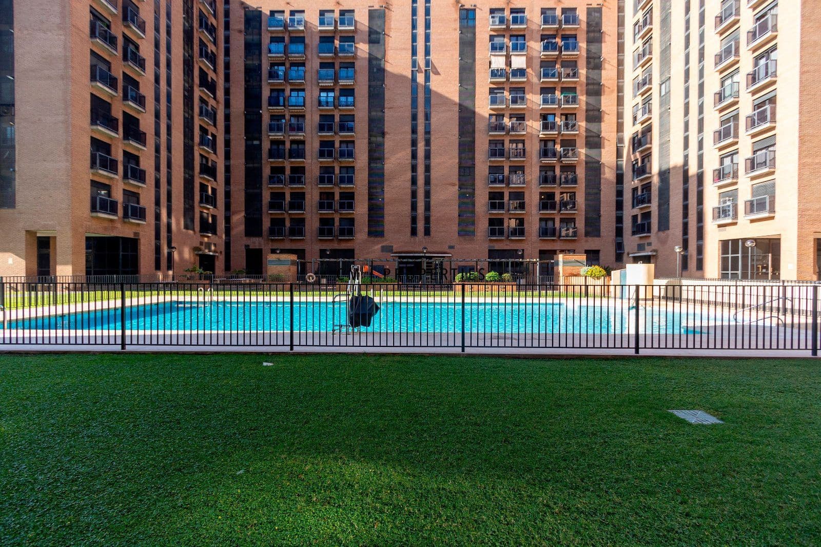 4 soveværelse Lejlighed til salg i Valencia by med swimmingpool garage - € 780.000 (Ref: 9470029)