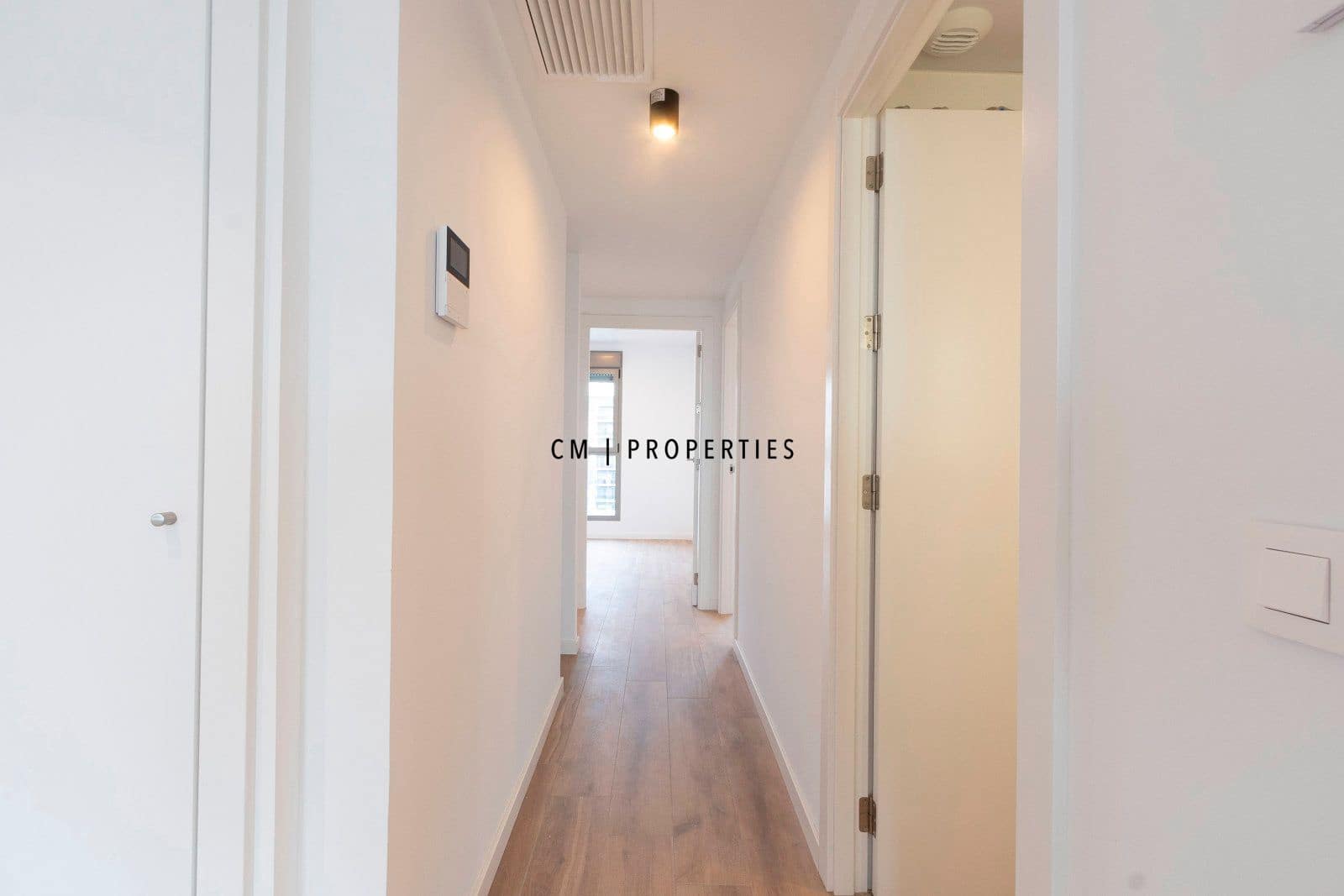 3 soverom Leilighet til leie i Valencia by med svømmebasseng garasje - € 2 000 (Ref: 9473213)