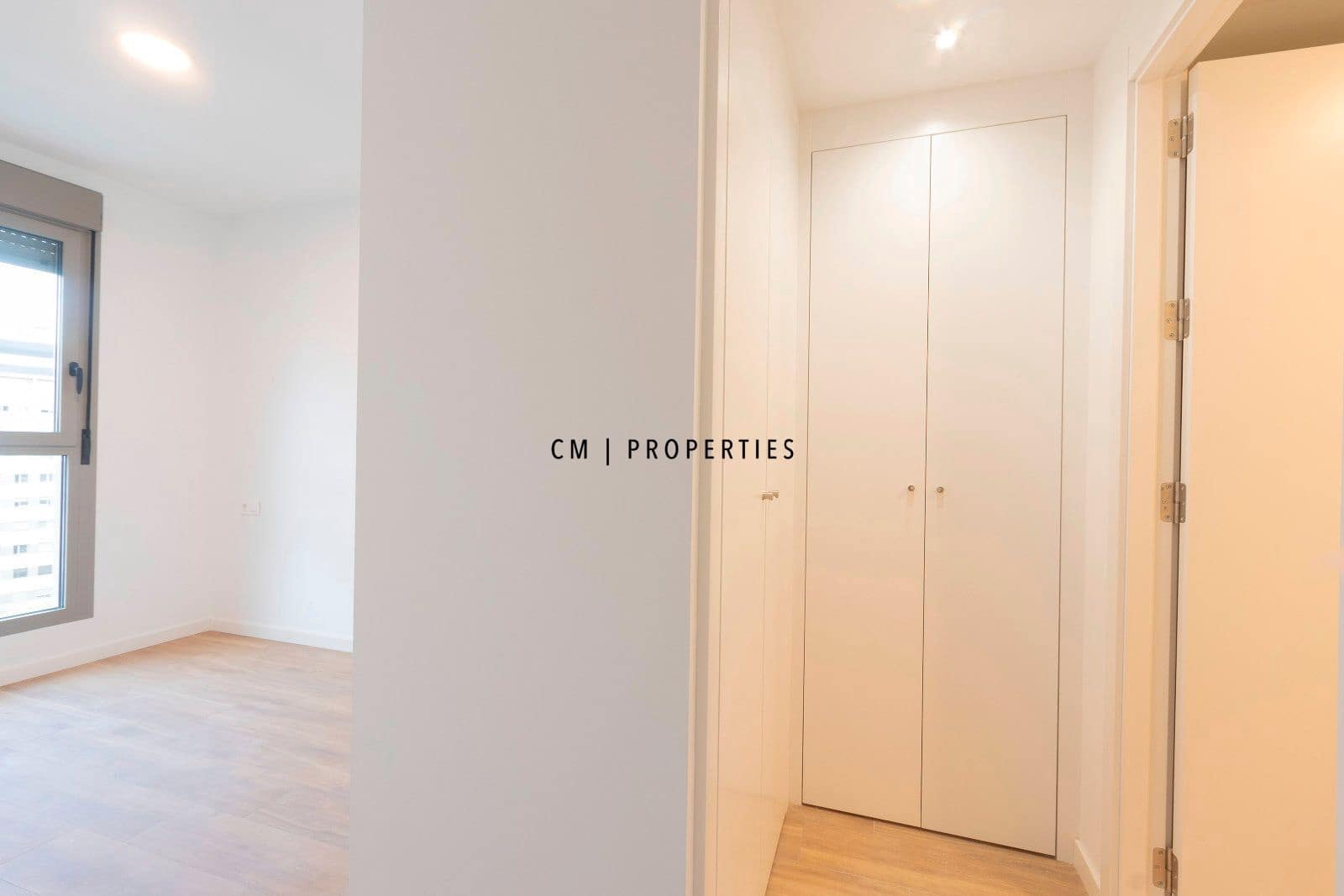 3 soverom Leilighet til leie i Valencia by med svømmebasseng garasje - € 2 000 (Ref: 9473213)