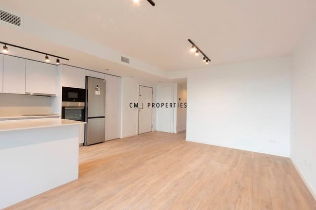 3 soverom Leilighet til leie i Valencia by med svømmebasseng garasje - € 2 000 (Ref: 9473213)