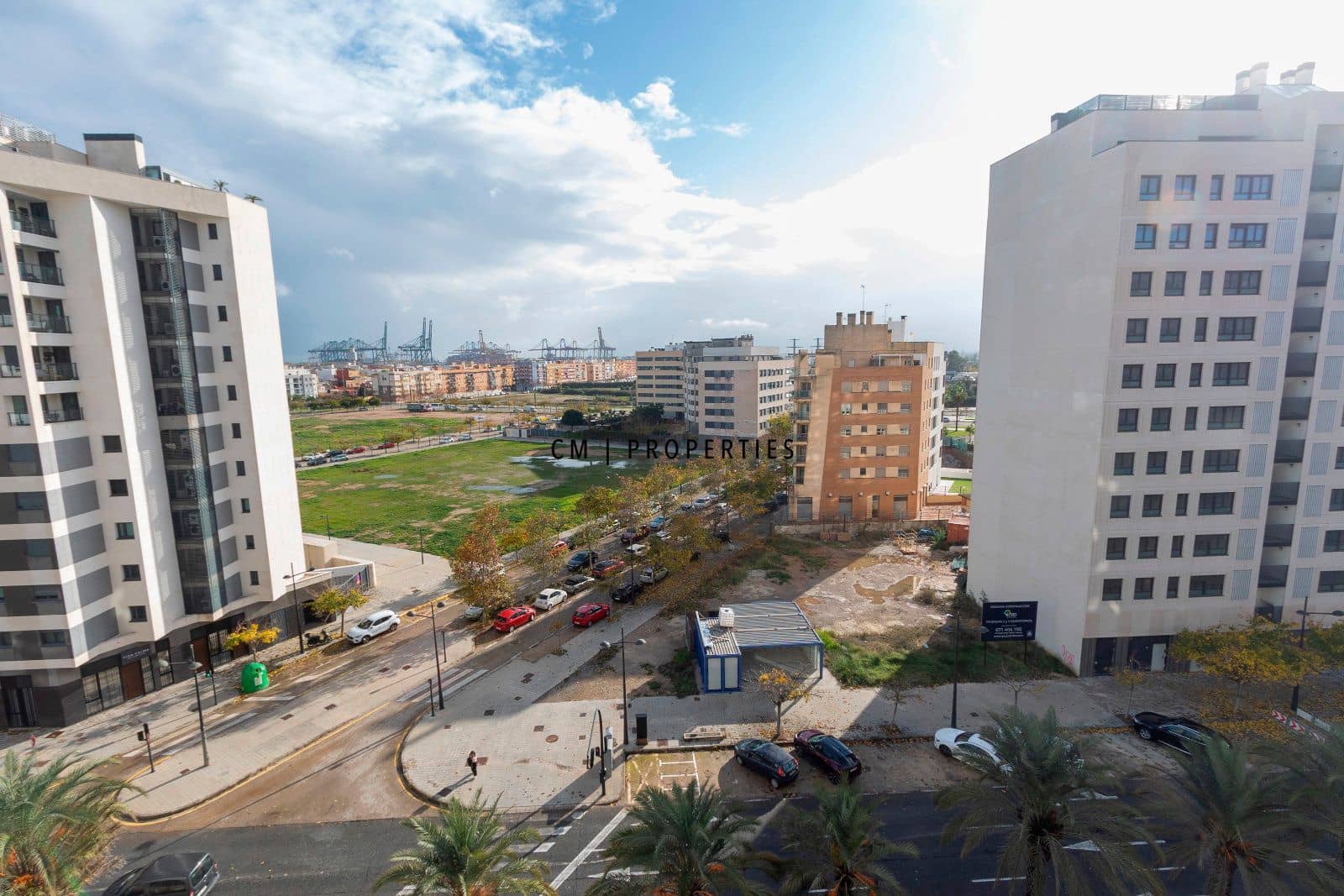 3 soverom Leilighet til leie i Valencia by med svømmebasseng garasje - € 2 000 (Ref: 9473213)