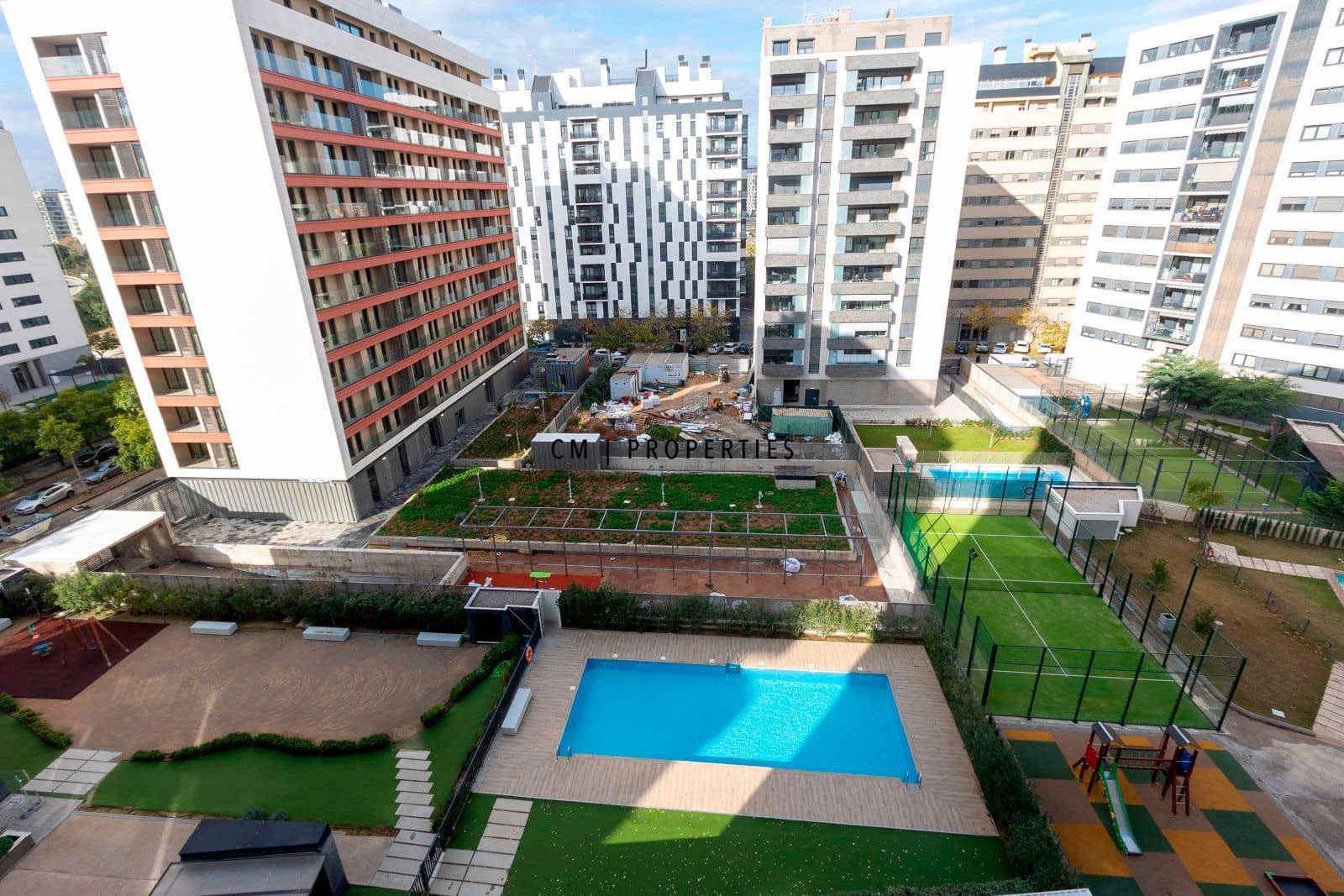 3 soverom Leilighet til leie i Valencia by med svømmebasseng garasje - € 2 000 (Ref: 9473213)