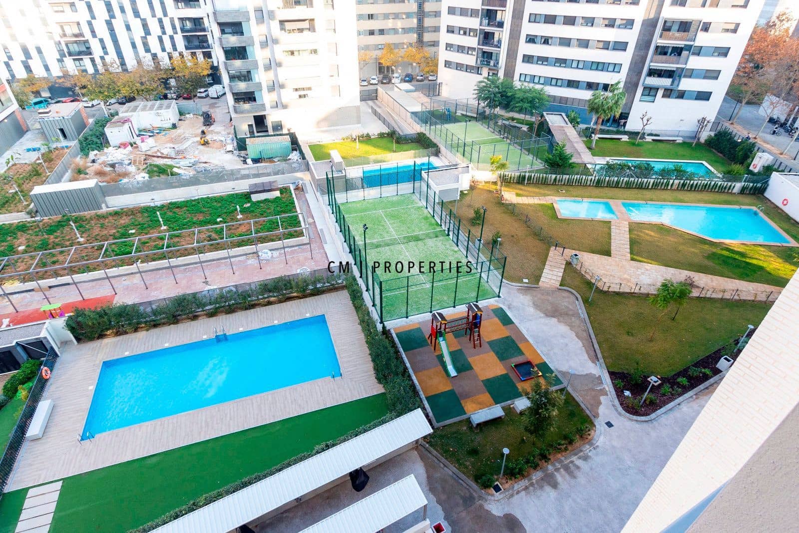 3 soverom Leilighet til leie i Valencia by med svømmebasseng garasje - € 2 000 (Ref: 9473213)