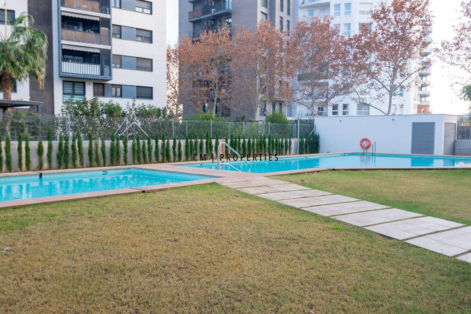 3 soverom Leilighet til leie i Valencia by med svømmebasseng garasje - € 2 000 (Ref: 9473213)