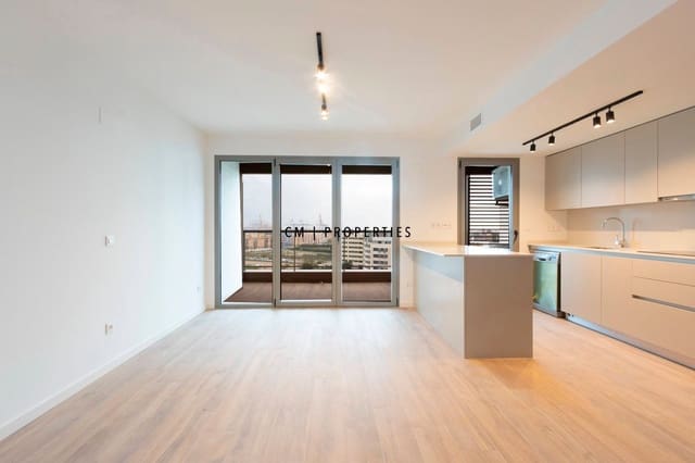 Piso de 3 habitaciones en València ciudad en alquiler con piscina garaje - 2.000 € (Ref: 9473214)