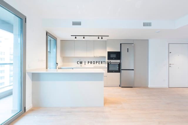 Piso de 3 habitaciones en València ciudad en alquiler con piscina garaje - 2.000 € (Ref: 9473214)