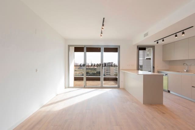 3 sypialnia Mieszkanie do wynajęcia w Miasto Walencja z basenem garażem - 2 000 € (Ref: 9473215)