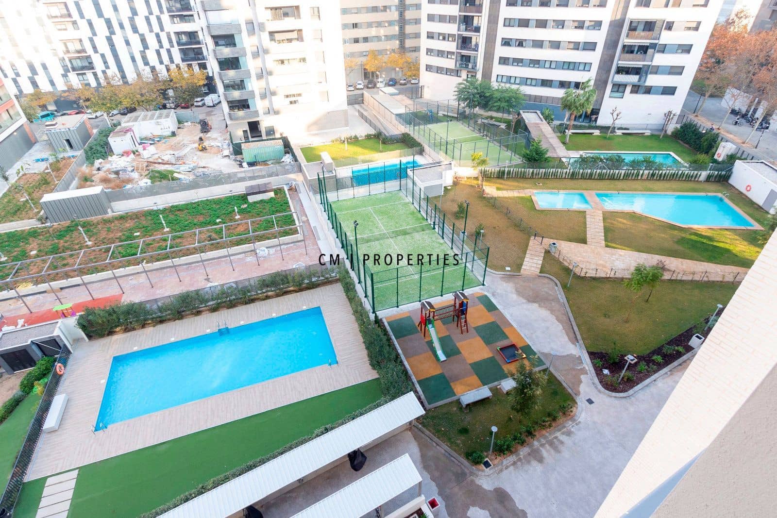 3 sypialnia Mieszkanie do wynajęcia w Miasto Walencja z basenem garażem - 2 000 € (Ref: 9473215)