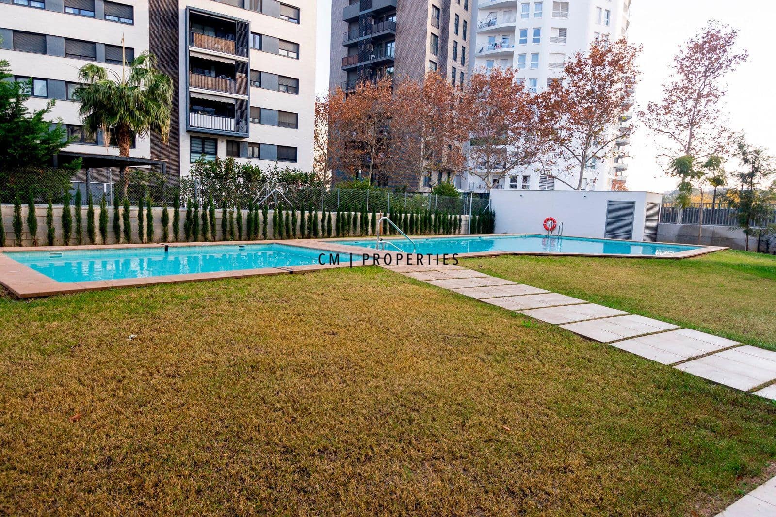 3 sypialnia Mieszkanie do wynajęcia w Miasto Walencja z basenem garażem - 2 000 € (Ref: 9473215)