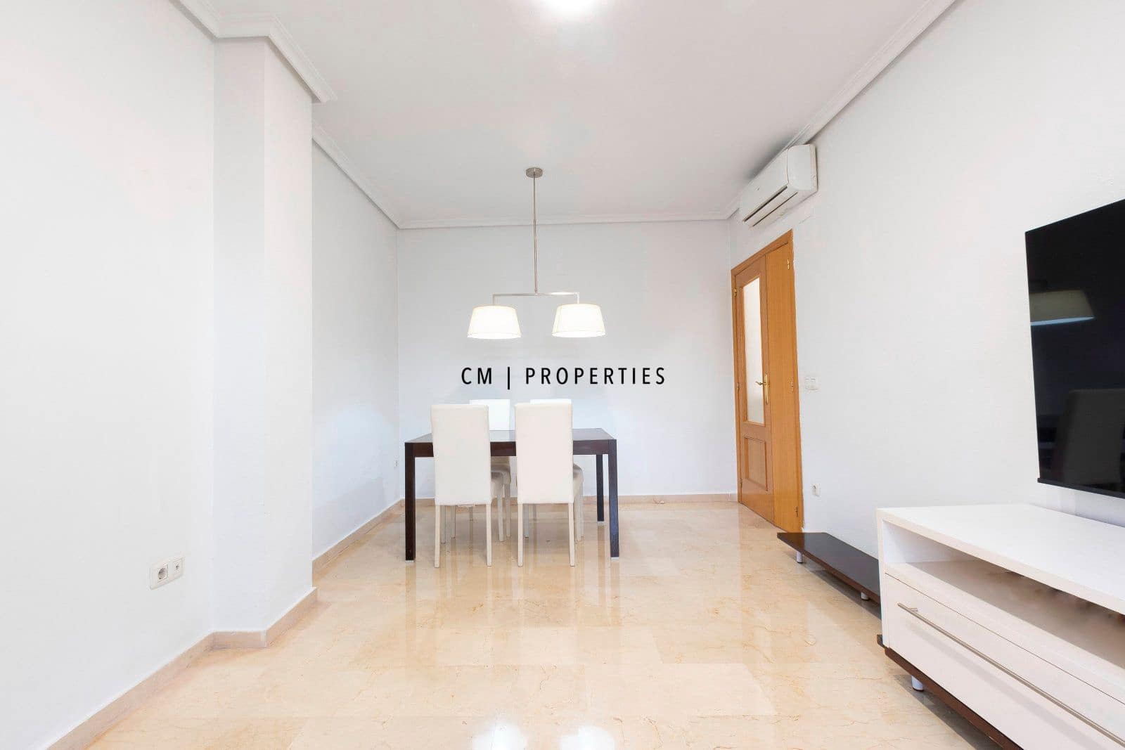 2 sypialnia Penthouse do wynajęcia w Catarroja z basenem garażem - 1 150 € (Ref: 9479253)