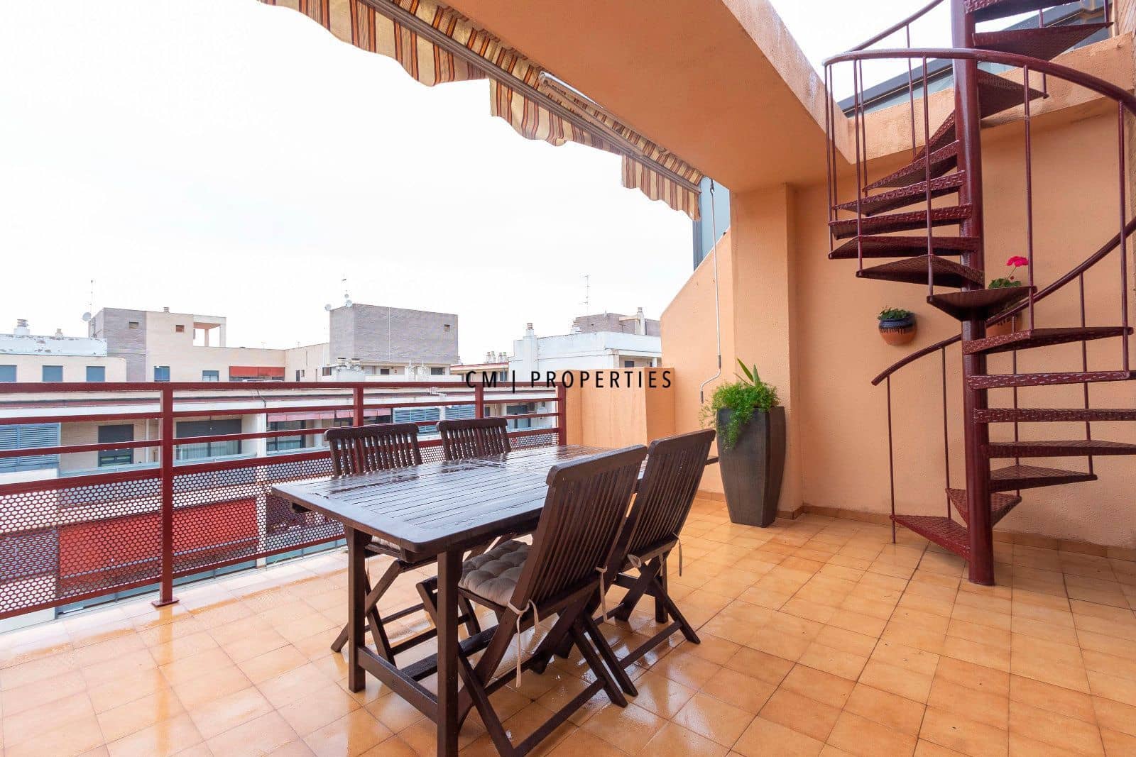 2 sypialnia Penthouse do wynajęcia w Catarroja z basenem garażem - 1 150 € (Ref: 9479253)