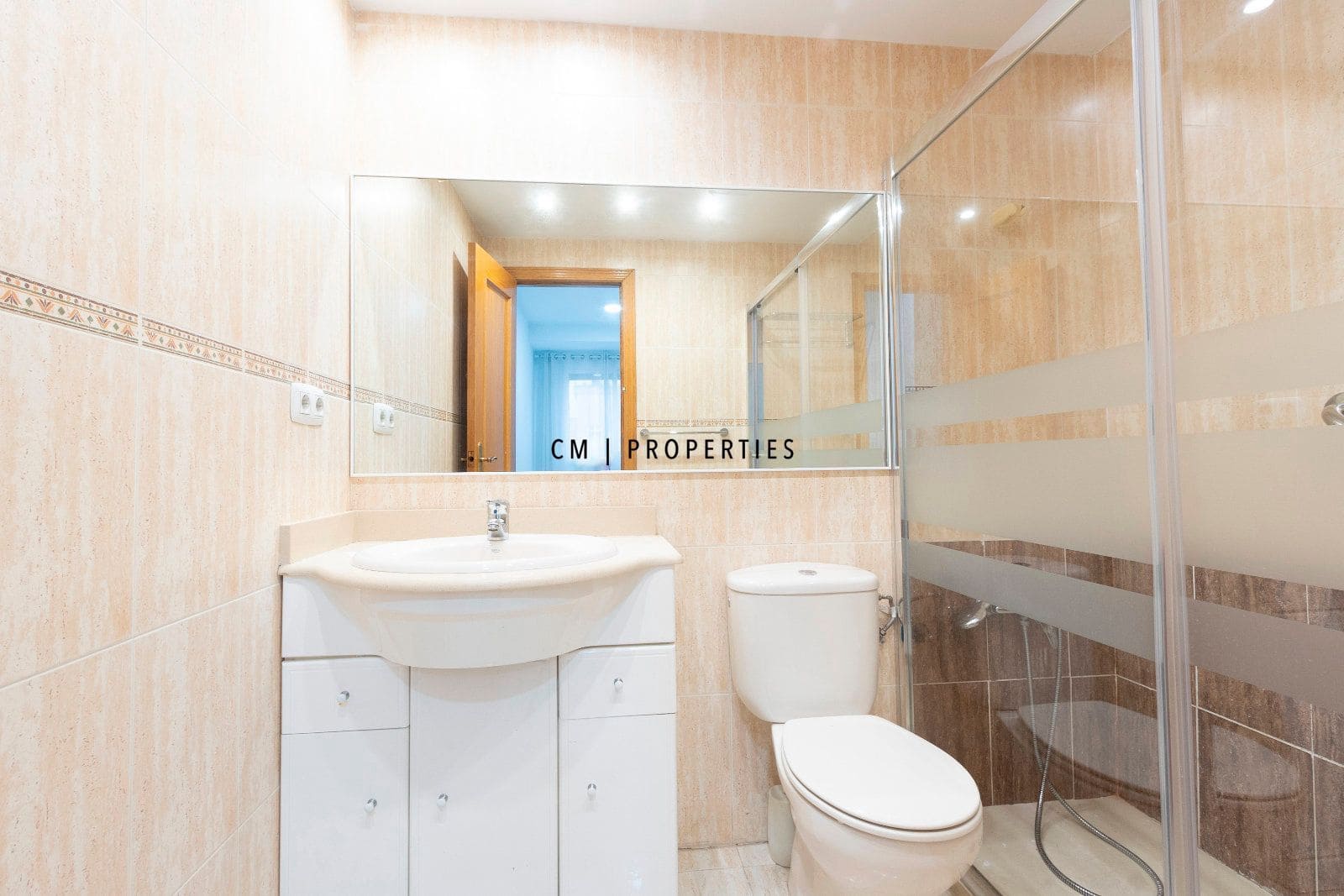 2 sypialnia Penthouse do wynajęcia w Catarroja z basenem garażem - 1 150 € (Ref: 9479253)