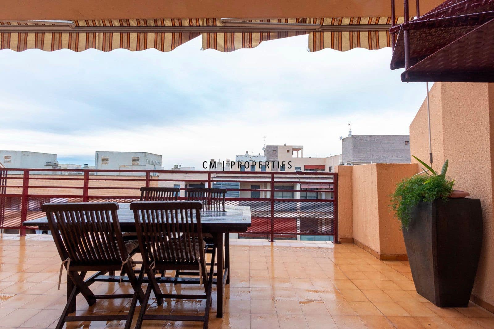 2 sypialnia Penthouse do wynajęcia w Catarroja z basenem garażem - 1 150 € (Ref: 9479253)