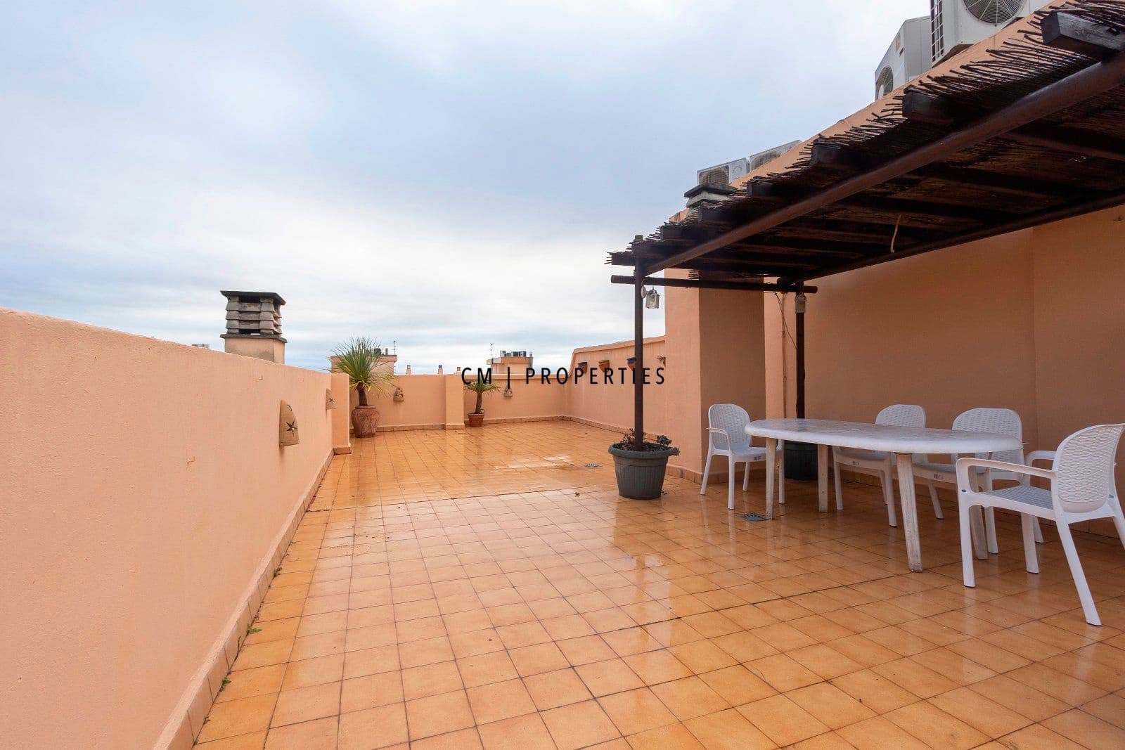 2 sypialnia Penthouse do wynajęcia w Catarroja z basenem garażem - 1 150 € (Ref: 9479253)