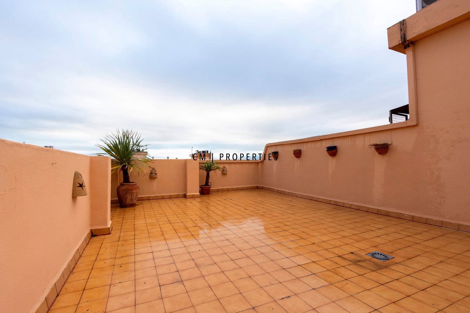 2 sypialnia Penthouse do wynajęcia w Catarroja z basenem garażem - 1 150 € (Ref: 9479253)