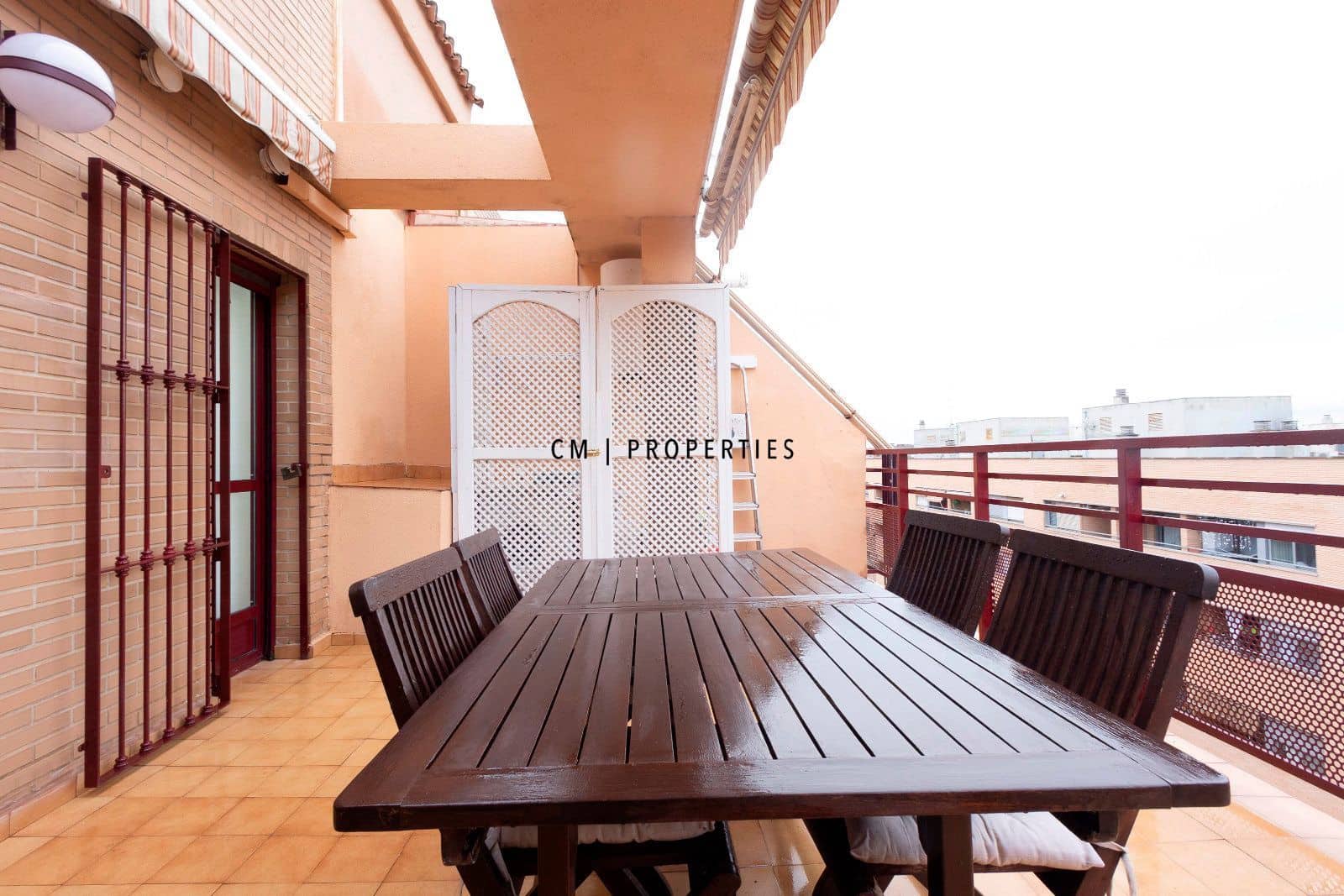 2 sypialnia Penthouse do wynajęcia w Catarroja z basenem garażem - 1 150 € (Ref: 9479253)