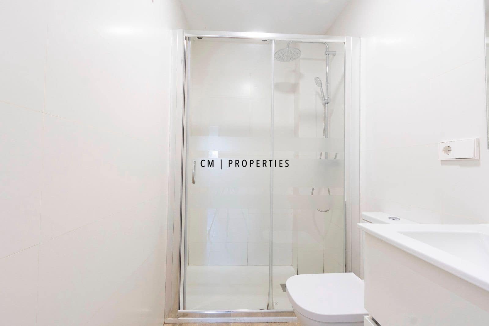 2 bedroom Flat for rent in Valencia city - € 1,650 (Ref: 9479387)