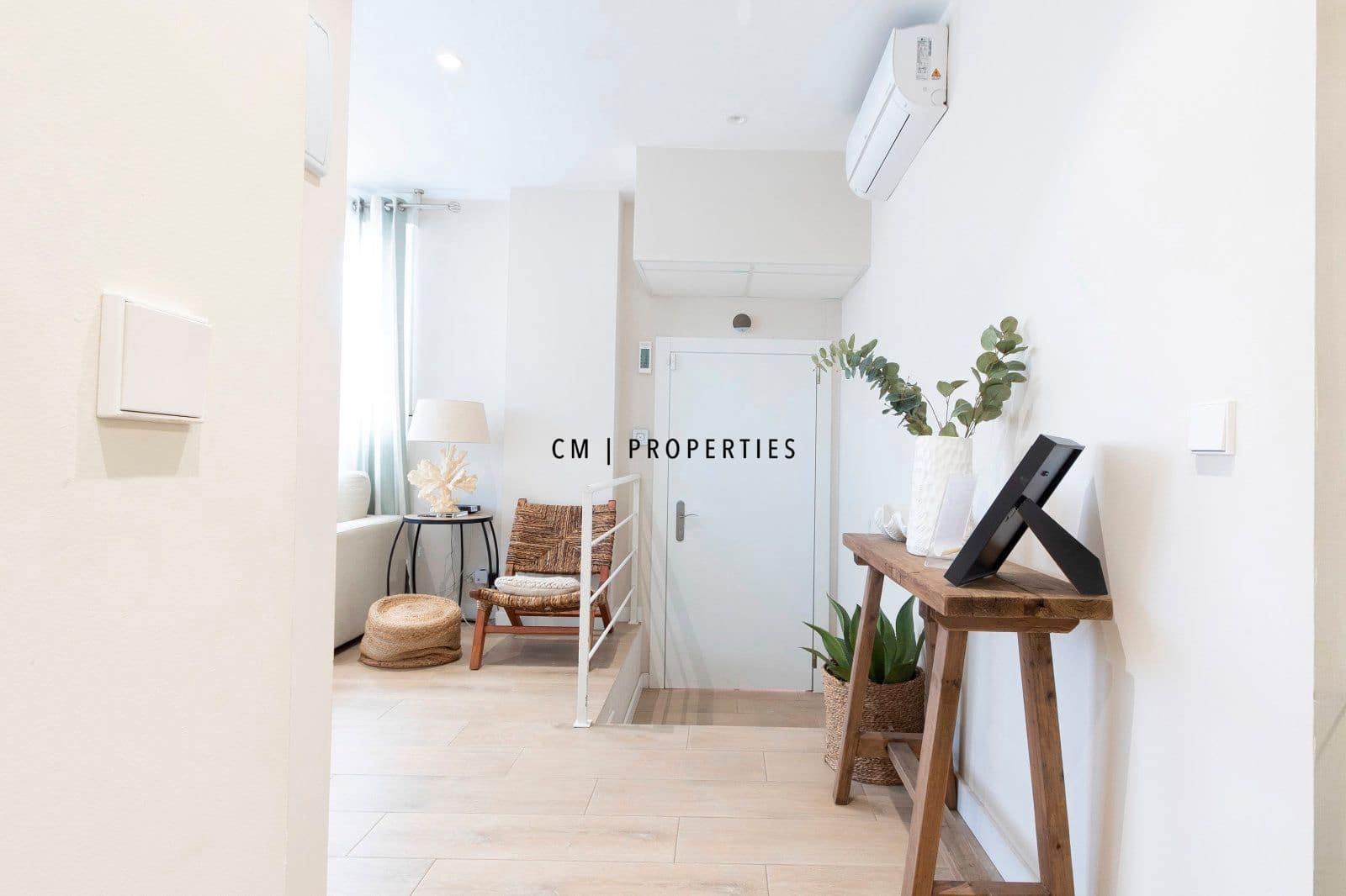 2 bedroom Flat for rent in Valencia city - € 1,650 (Ref: 9479387)