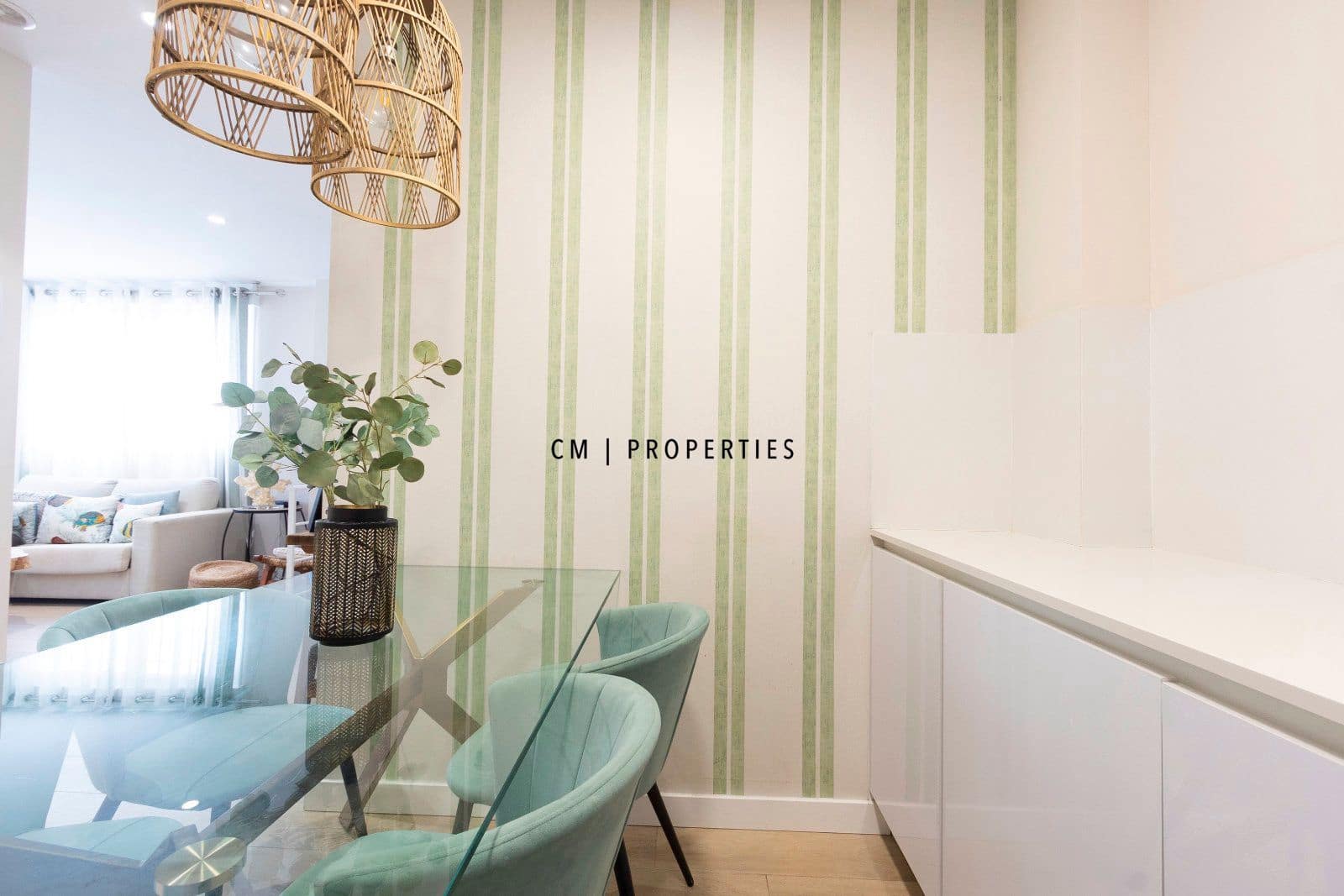 2 bedroom Flat for rent in Valencia city - € 1,650 (Ref: 9479387)