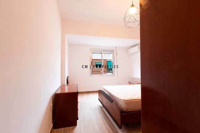 3 soverom Leilighet til leie i Valencia by - € 1 500 (Ref: 9479388)