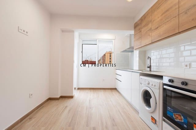 3 soverom Leilighet til leie i Valencia by - € 1 500 (Ref: 9479388)