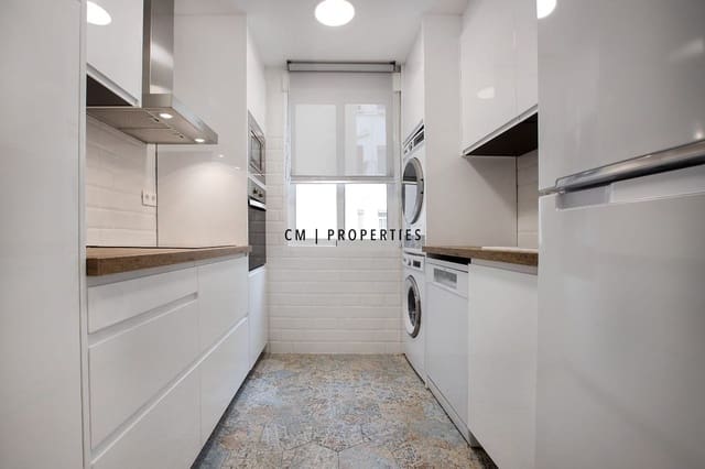 3 sovrum Lägenhet att hyra i Valencia stad med garage - 2 000 € (Ref: 9488522)