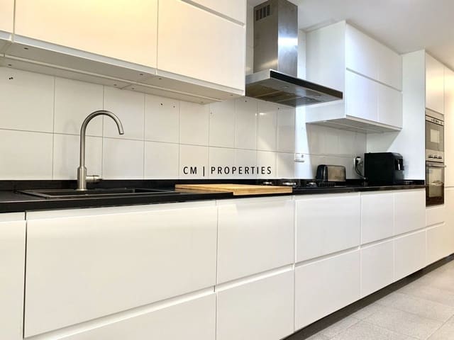 3 slaapkamer Flat te huur in Valencia stad met garage - € 1.700 (Ref: 9489787)